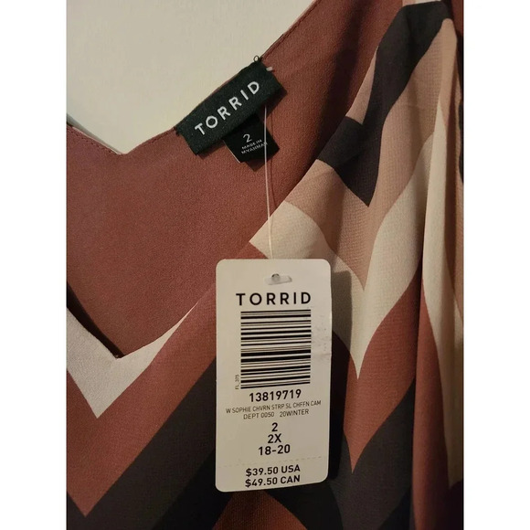Torrid Sophie Chiffon Double Layer Swing Cami Tank Women 2 Chevron Striped (VA1) - Picture 3 of 5